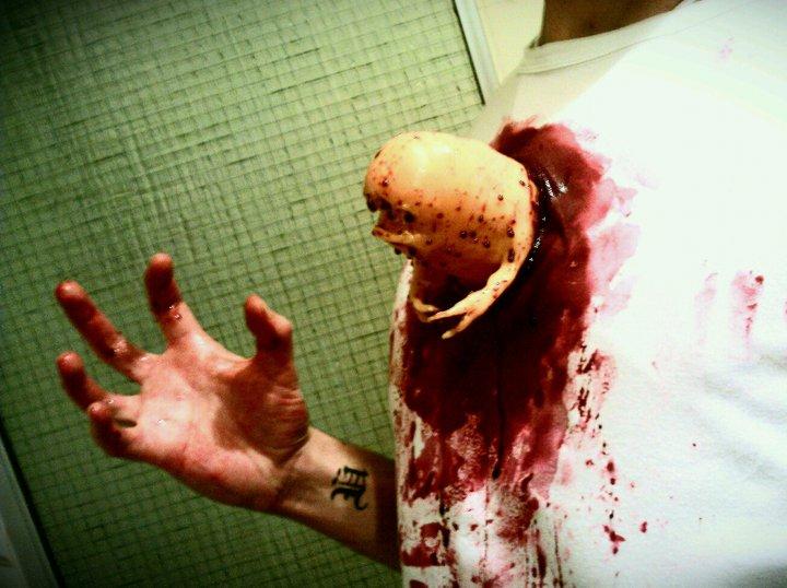 Chestburster costume Plastimake
