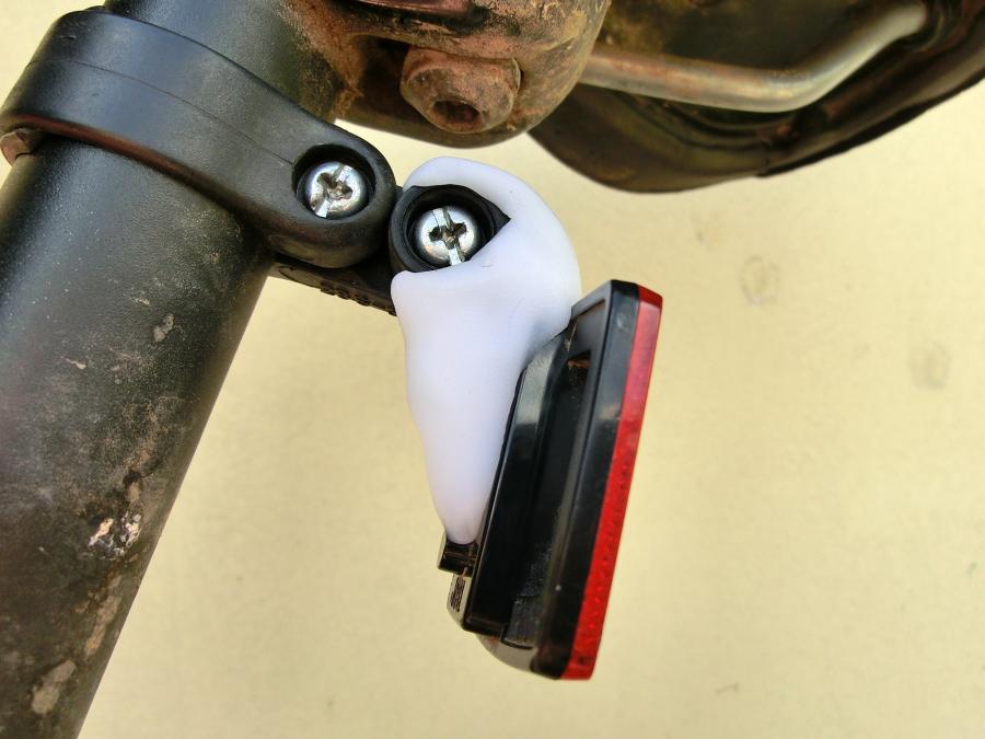 Bicycle reflector repair Plastimake