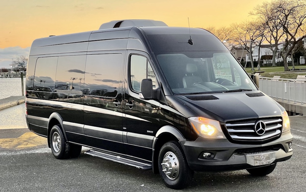 New Jersey Mercedes Benz Sprinter Executive NJ Van with the Restroom 8