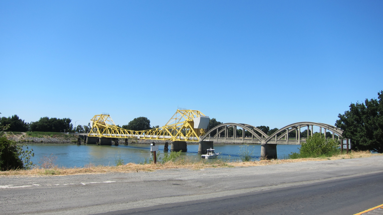 Isleton Bridge plattyjo