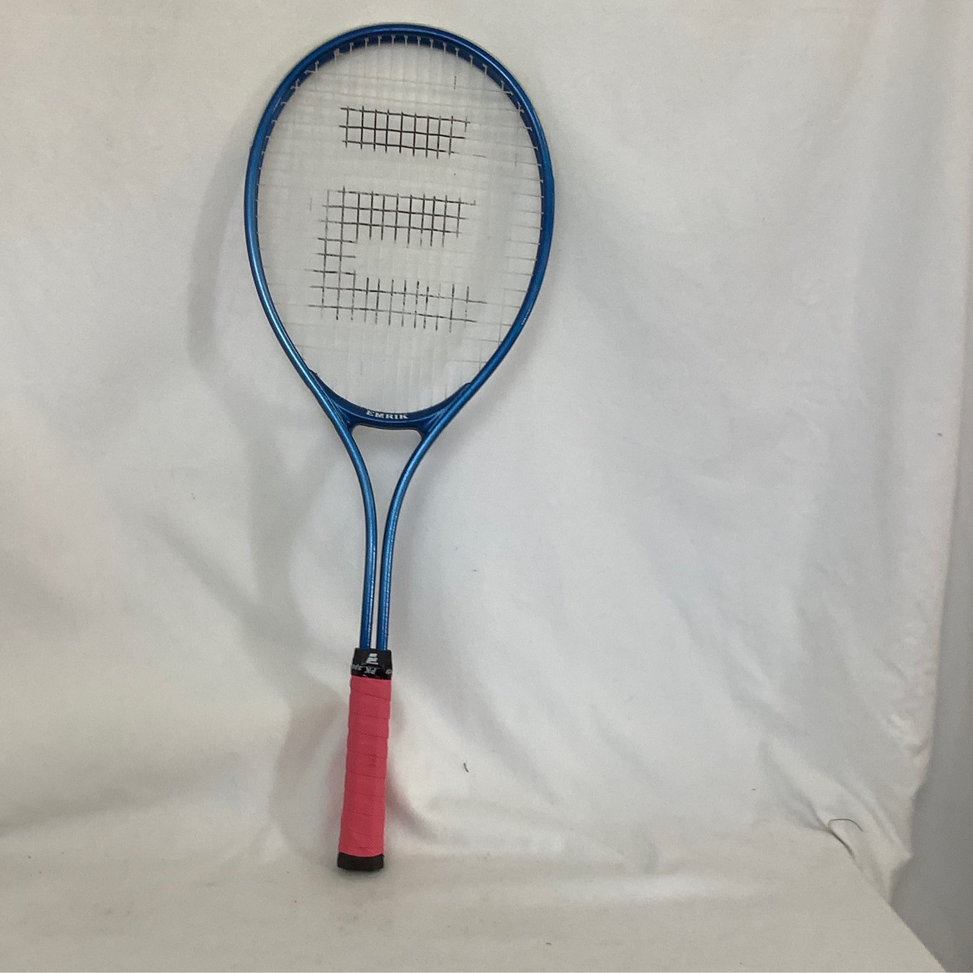 Tennis Racquet Emrik Play It On