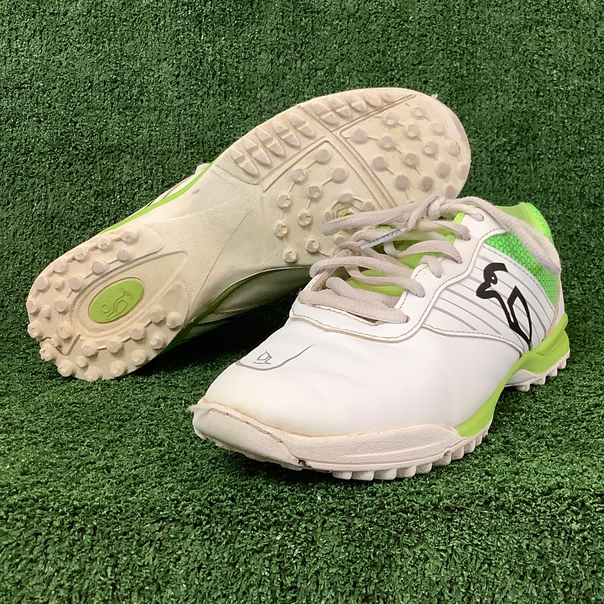 Kookaburra rubber sole cricket shoes US sizes 4 Play It On