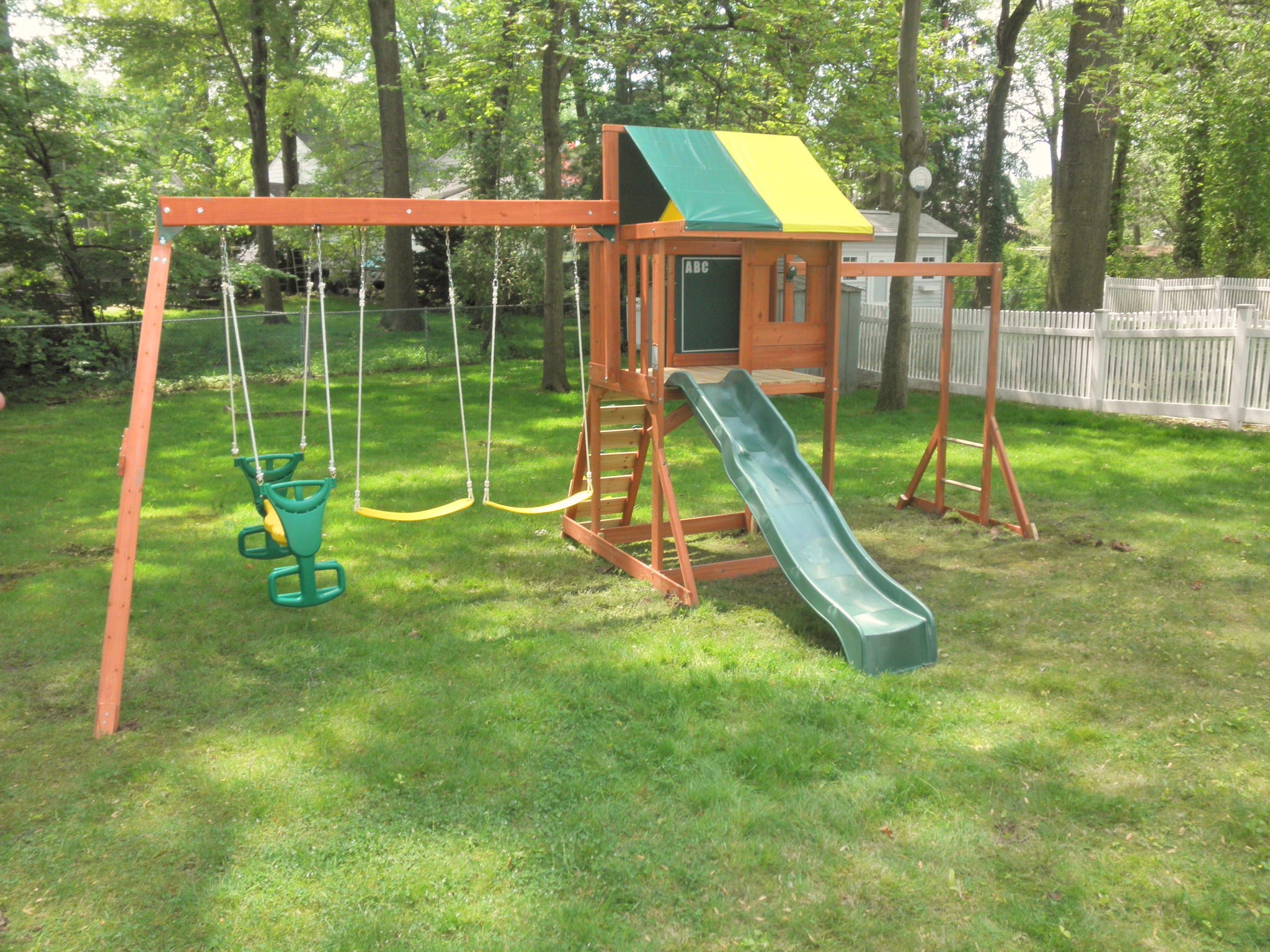 Swing set installation Nj Playset installer. Cedar Summit premium Playsets.