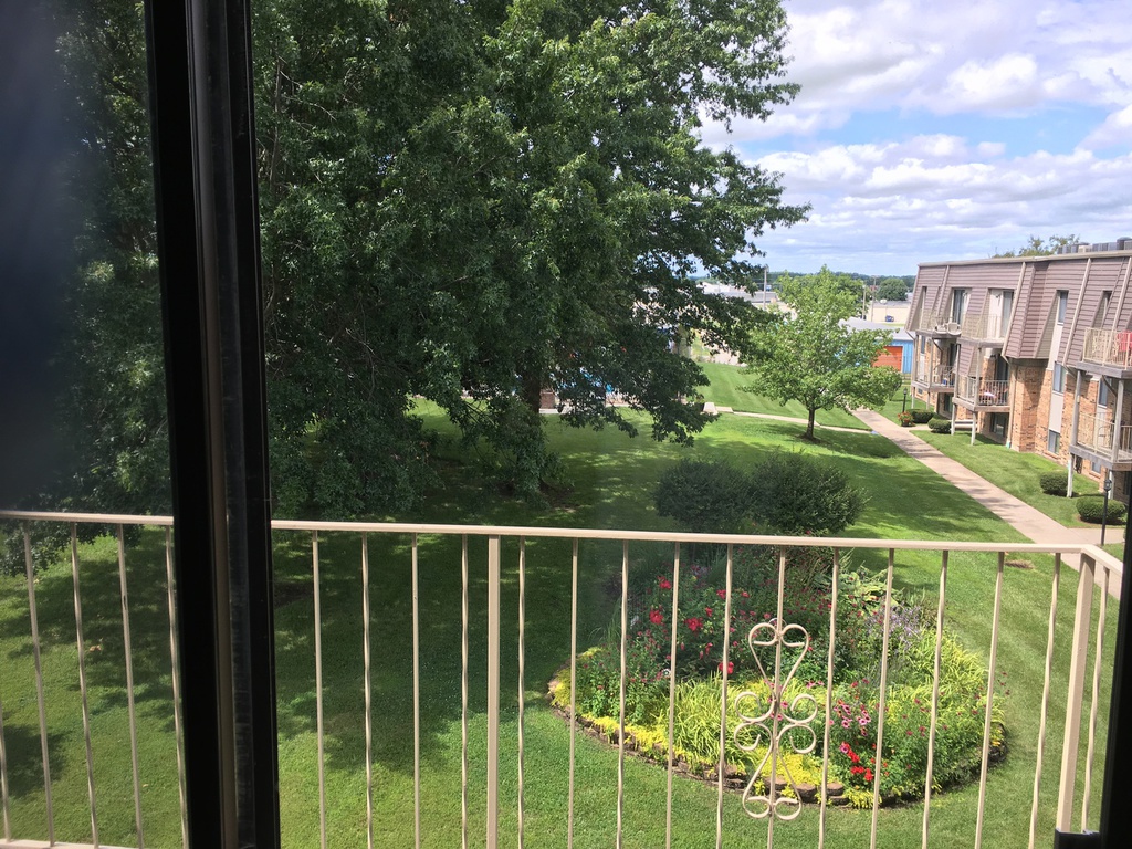 Plaza West Apartments Photo Gallery