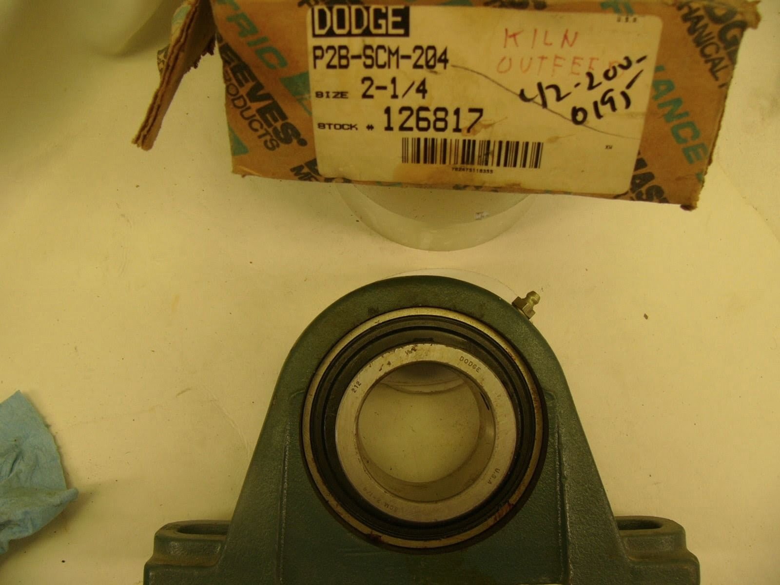 DODGE P2BSCM204 PILLOW BLOCK BEARING 126817 2 1/4" (B470)