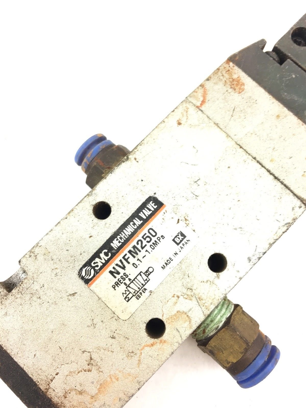 SMC NVFM250 PNEUMATIC MECHANICAL VALVE, (H295)