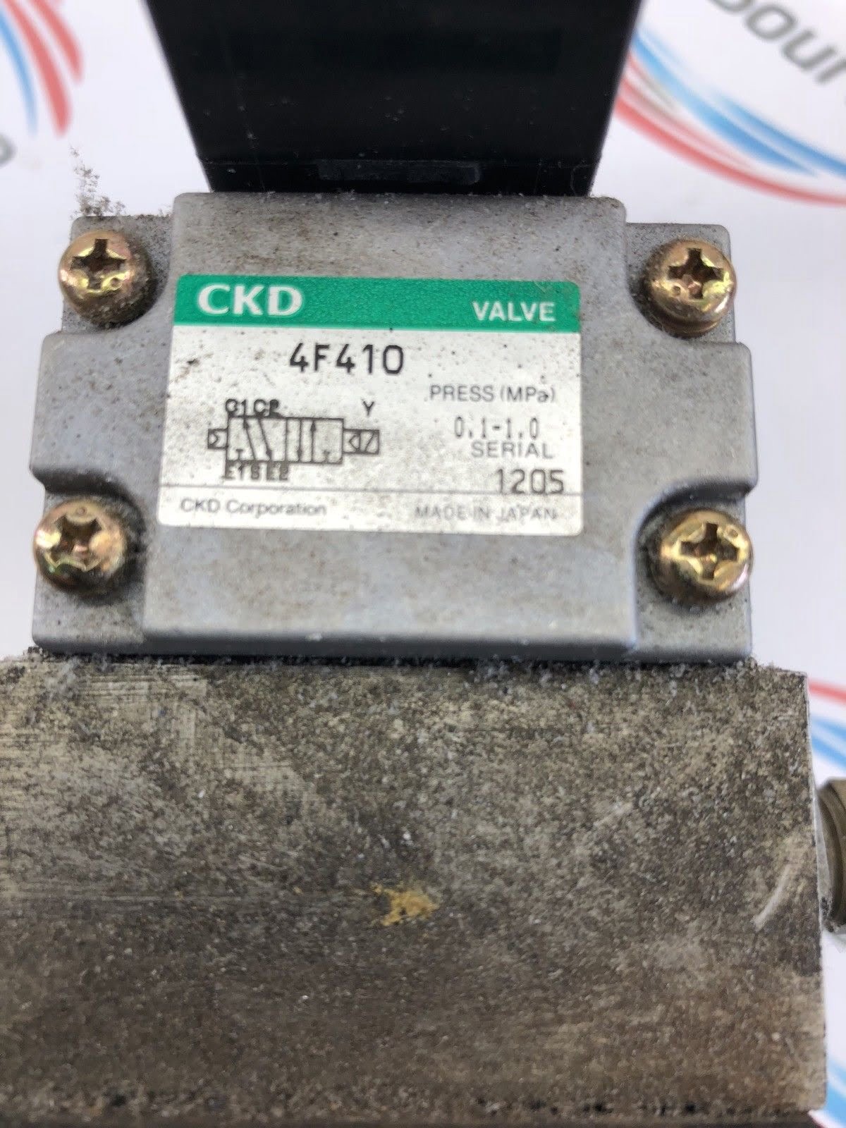 CKD 4F410 SOLENOID VALVE