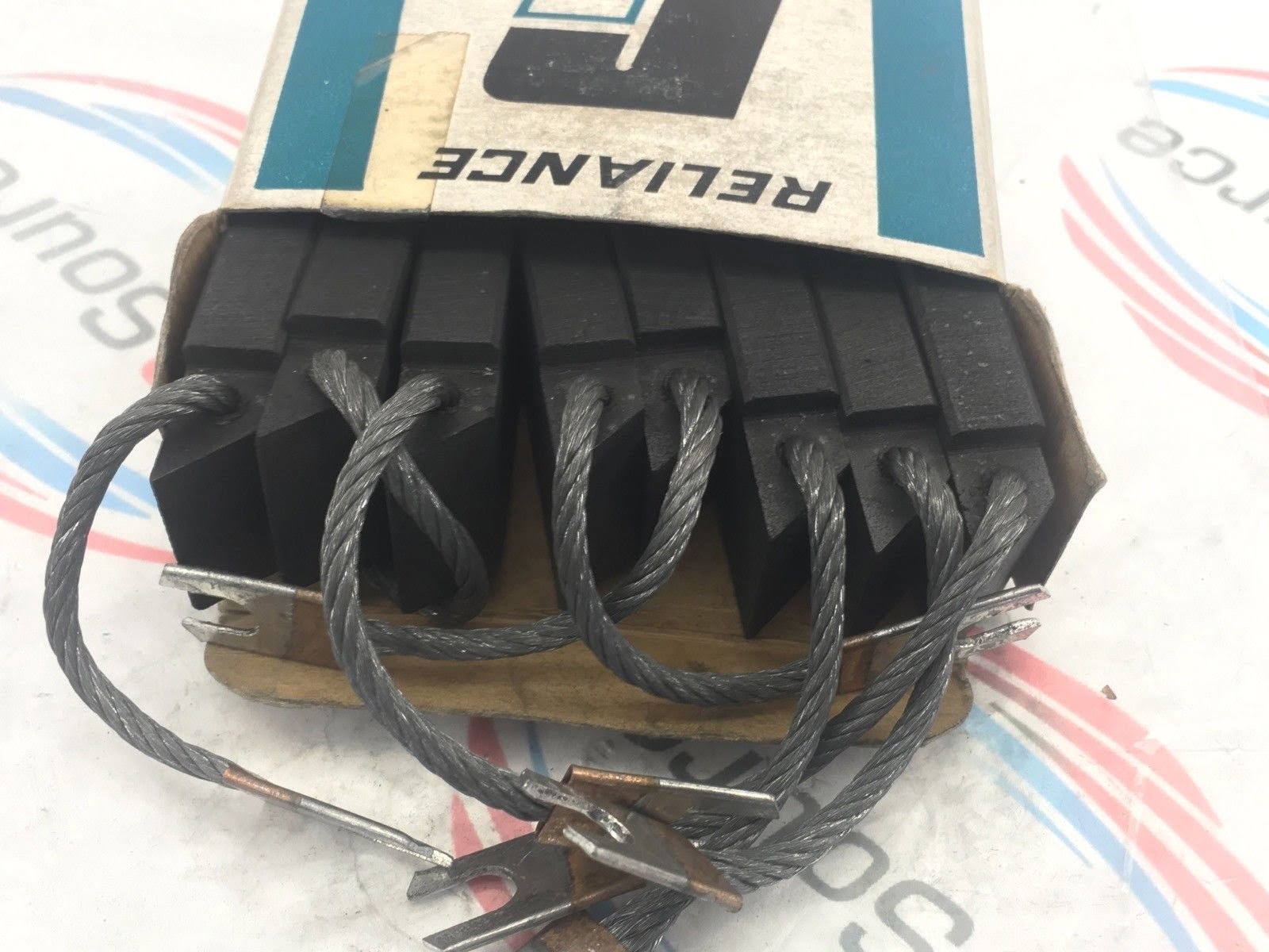 RELIANCE 3141BV CARBON BRUSHES 8PACK