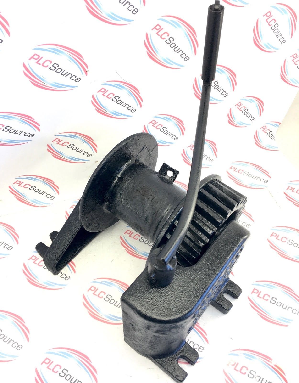 BEEBE BROTHERS SHURWORM HAND WINCH 1250 LBS CAP.