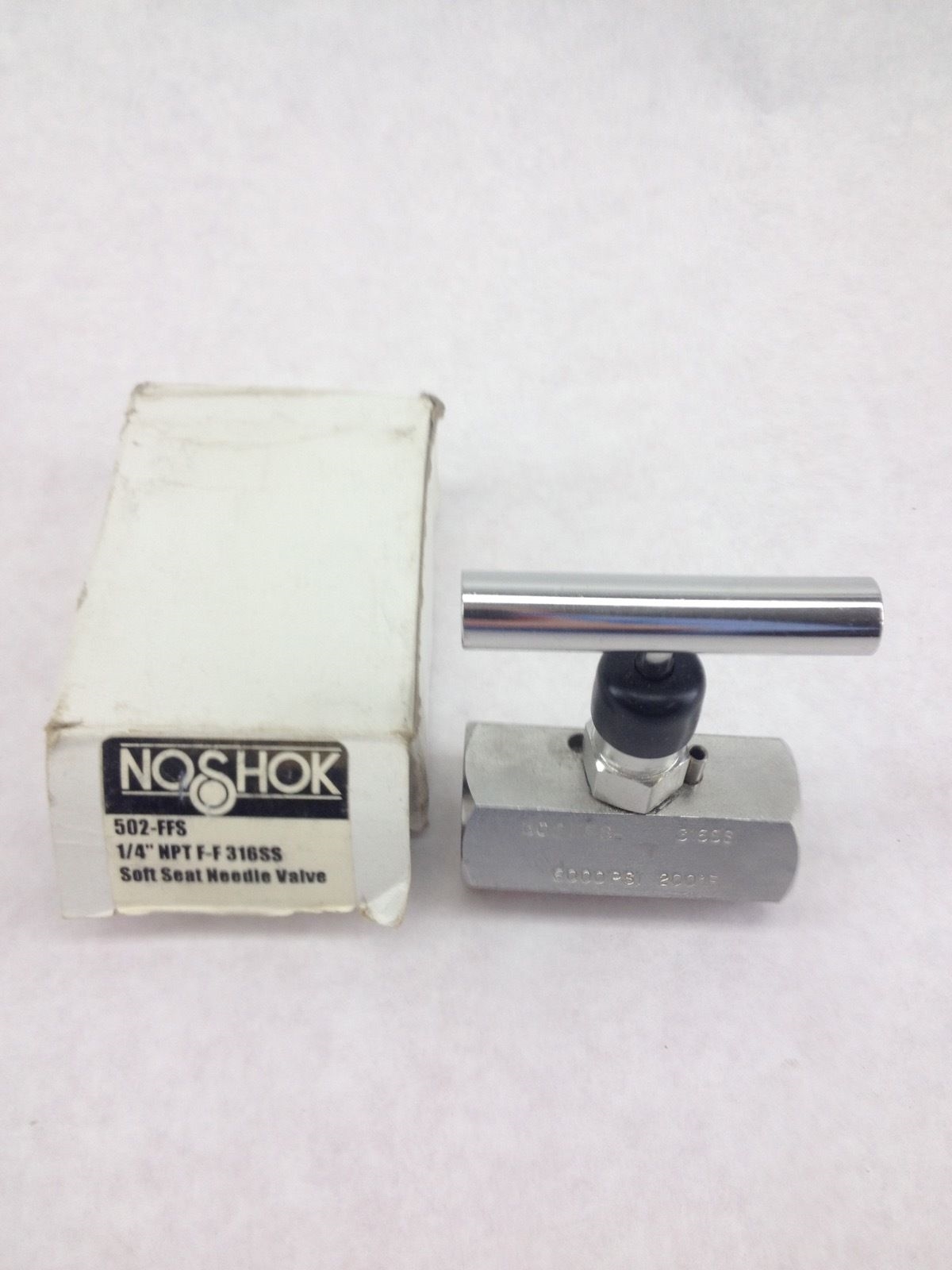 NOSHOK 502FFS 1/4 NPT FF 316SS SOFT SEAT NEEDLE VALVE (H145)