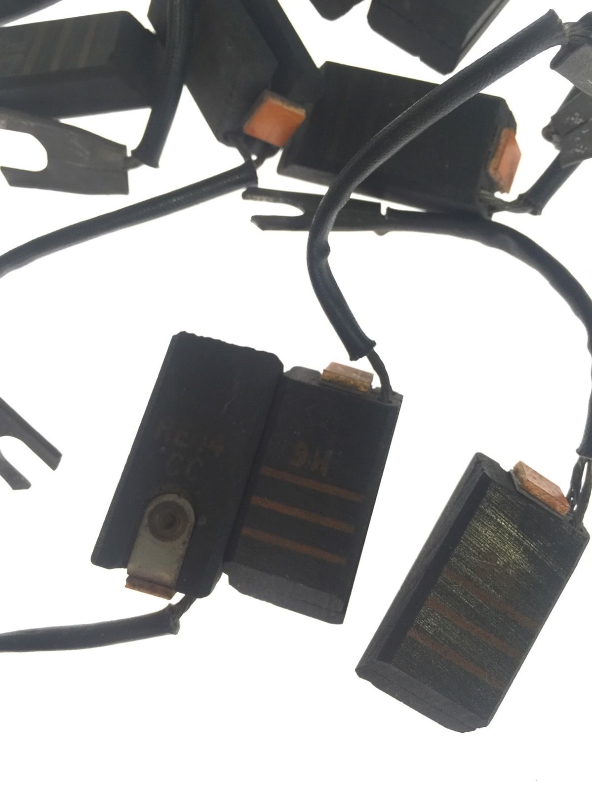 LOT OF 13 RELIANCE ELECTRIC RE44 CC MOTOR BRUSH STANDARD, , (G05)