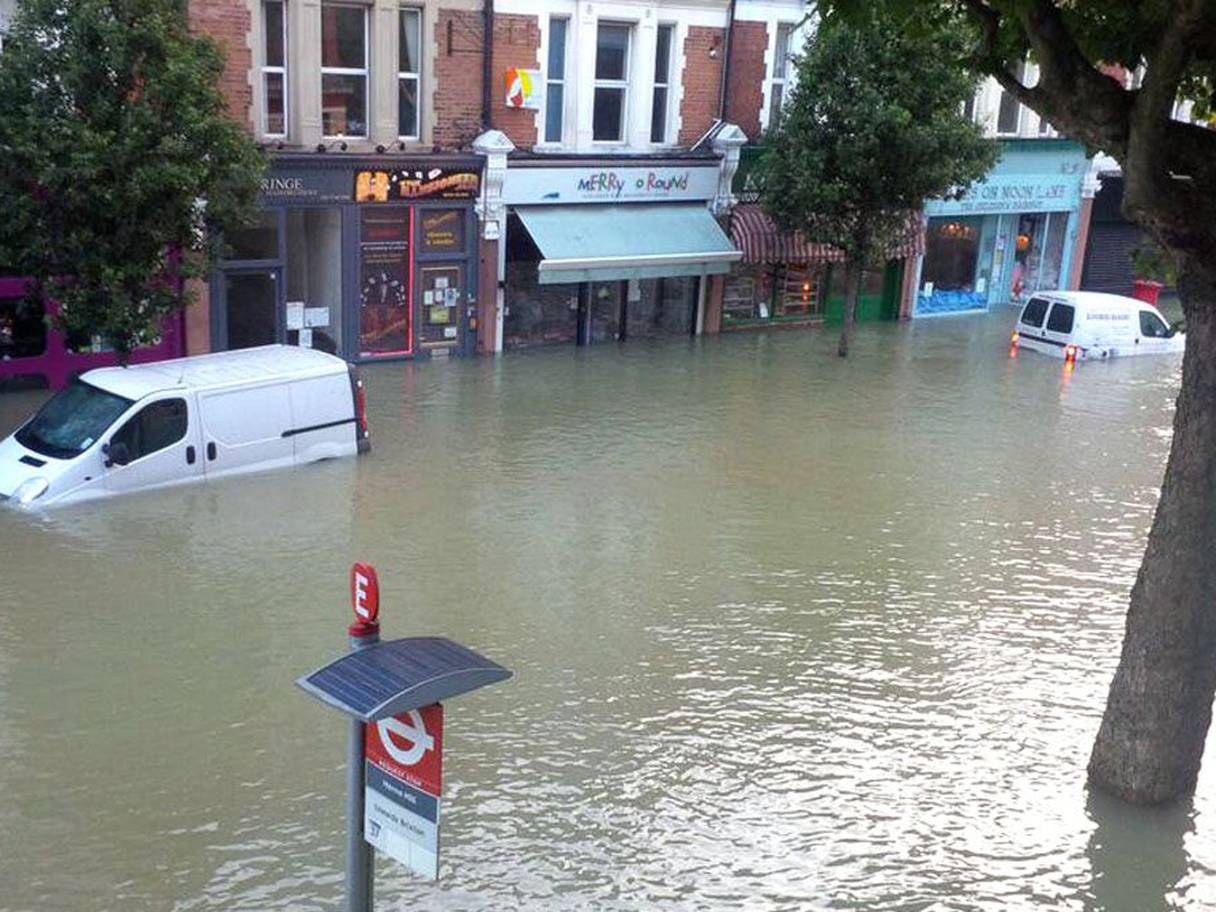 Burst water main in London PlumbRepair