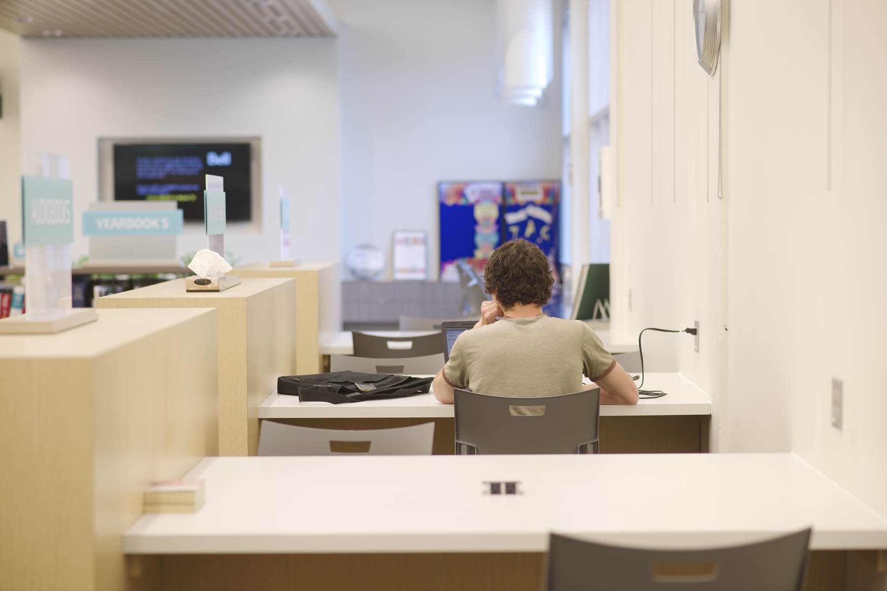 Norfolk County Public Library +VG Architects