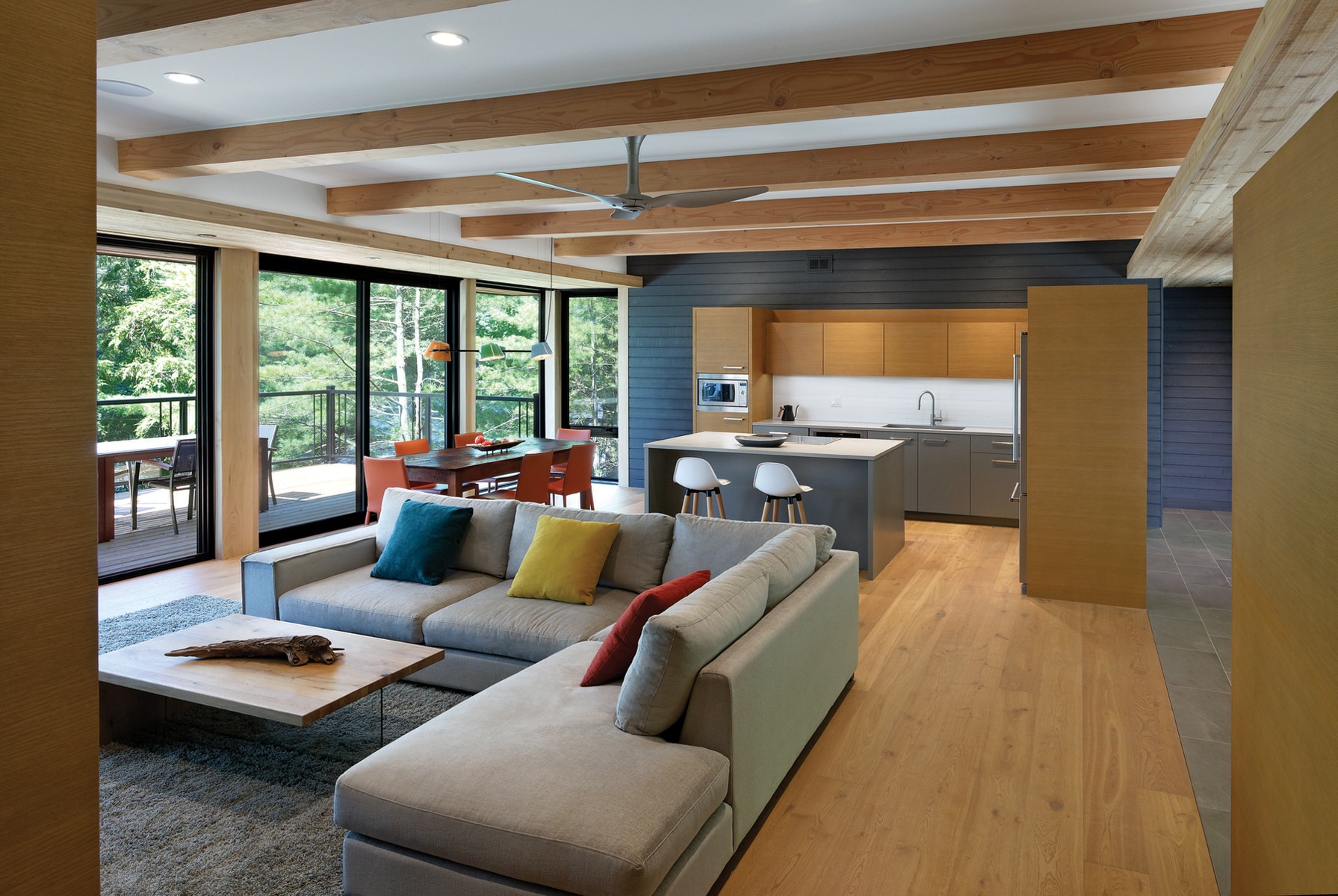 House on Bass Lake +VG Architects