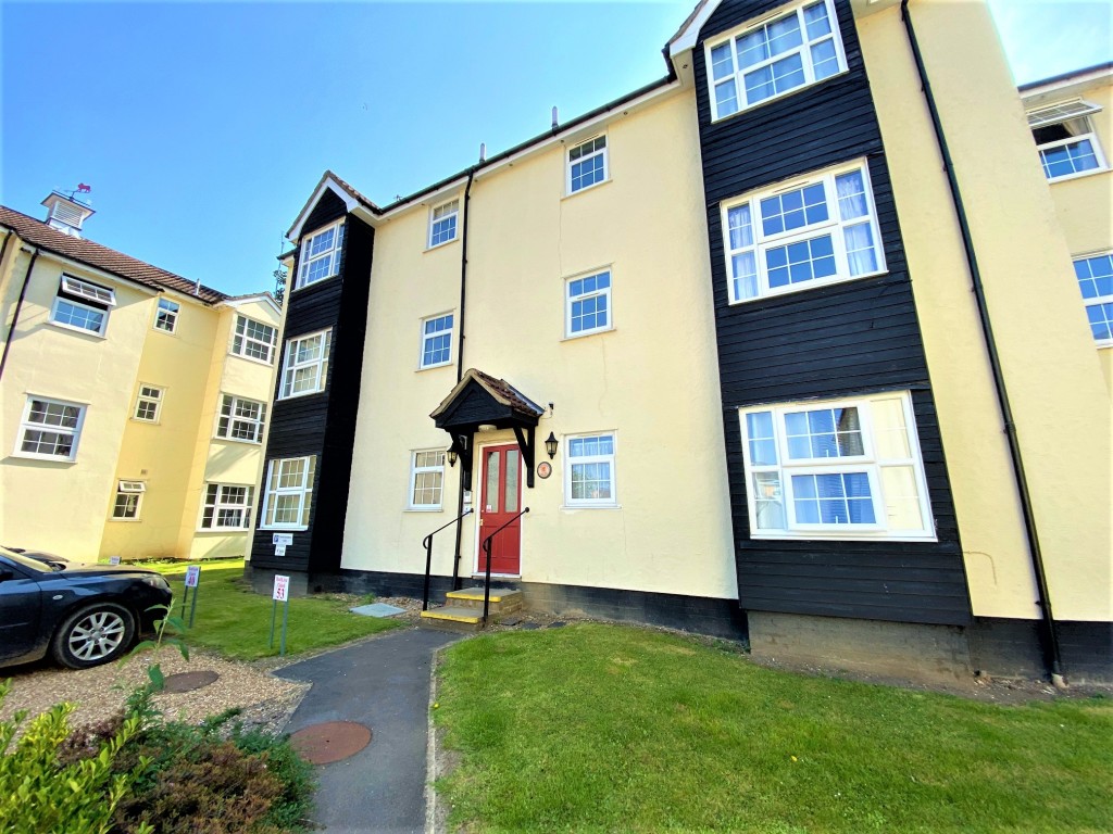 Red Lion Court, Stortford, 1 bedroom, Apartment