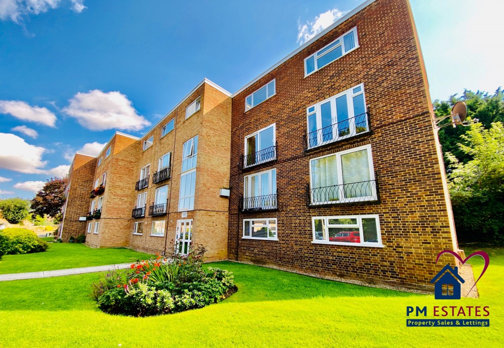 Stortford Hall Park, Stortford, 3 bedroom, Apartment