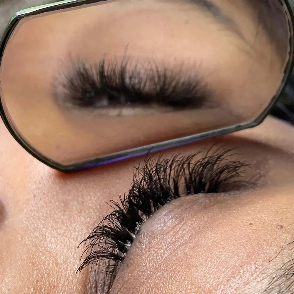 Cluster Lashes What Are They & Why to Avoid Them