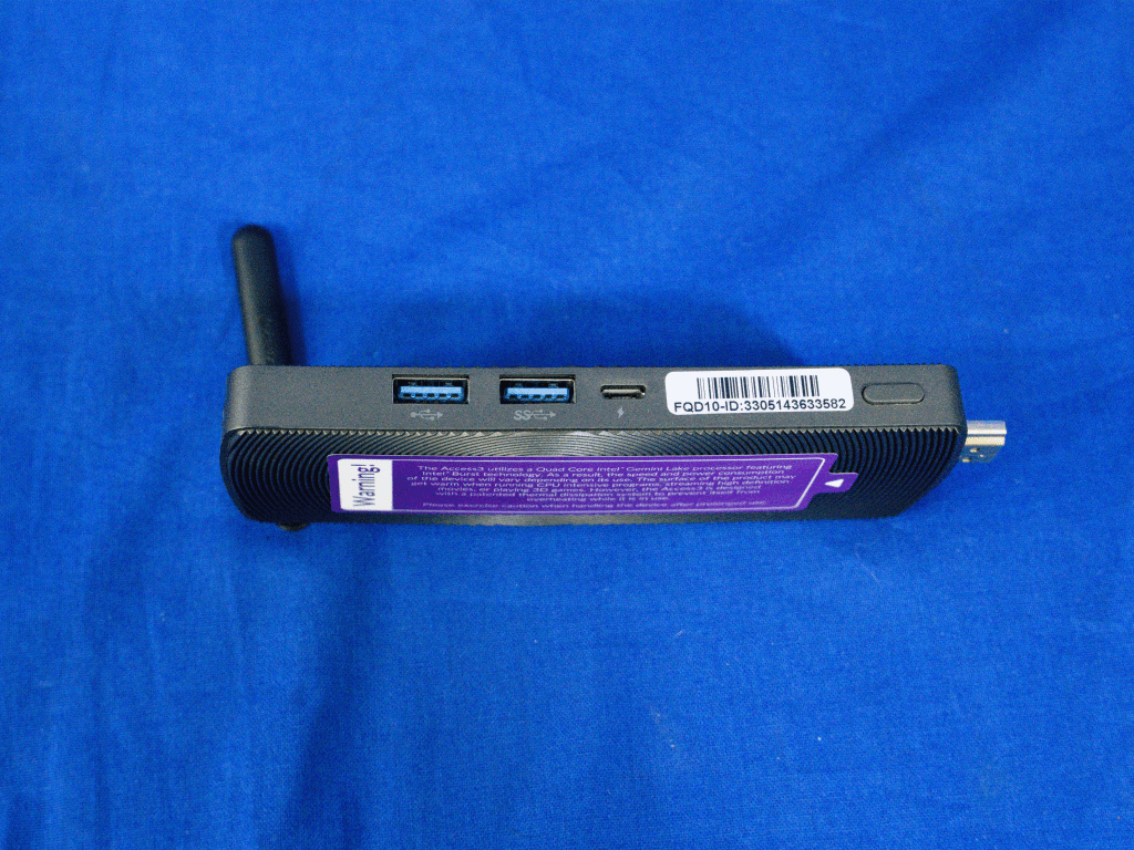 Azulle Access3 Review, Smaller Faster Better Stronger Pocketables