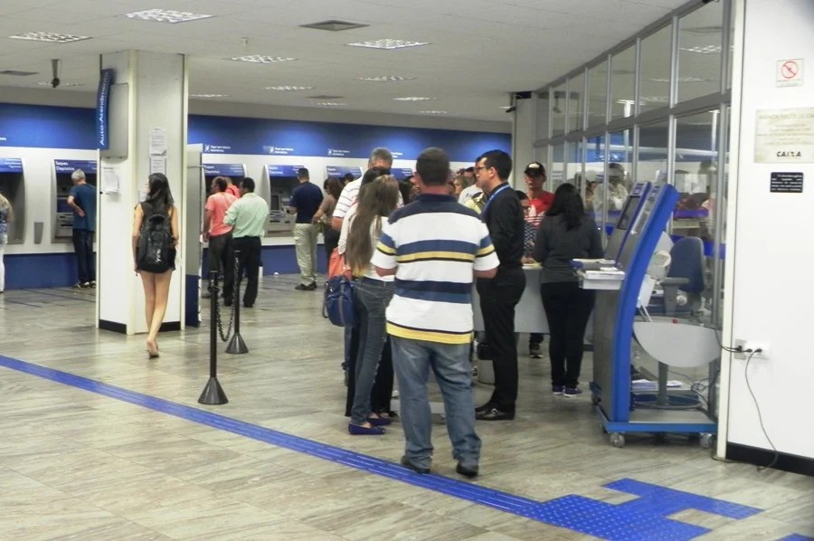 Caixa vai funcionar em horário especial para saque do FGTS Notícias