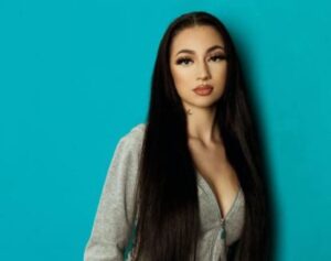 En solo 6 horas y con 18 años, la rapera Bhad Bhabie ganó un millón de