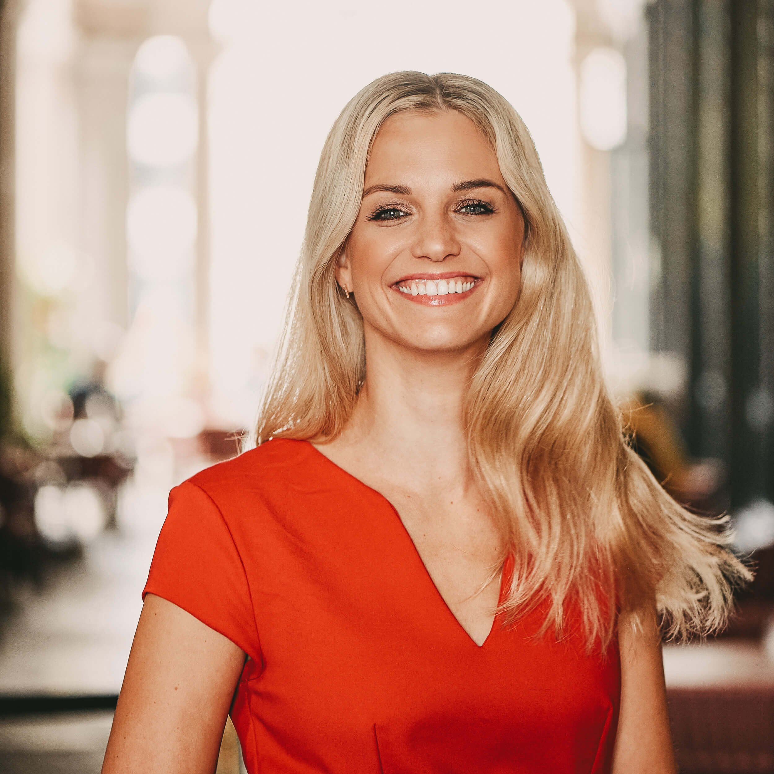 Miriam Rickli Moderatorin, Coach, KommunikationsExpertin PODIUM Redner