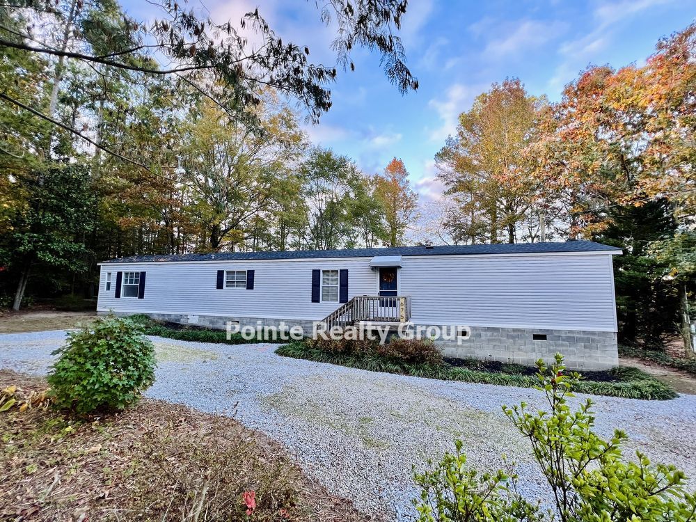 675 Hawthorne Drive Bracey, VA 23919 Pointe Realty Group
