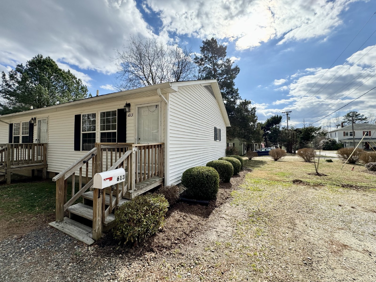 613 Goodes Ferry Rd South Hill, VA 23970 Pointe Realty Group