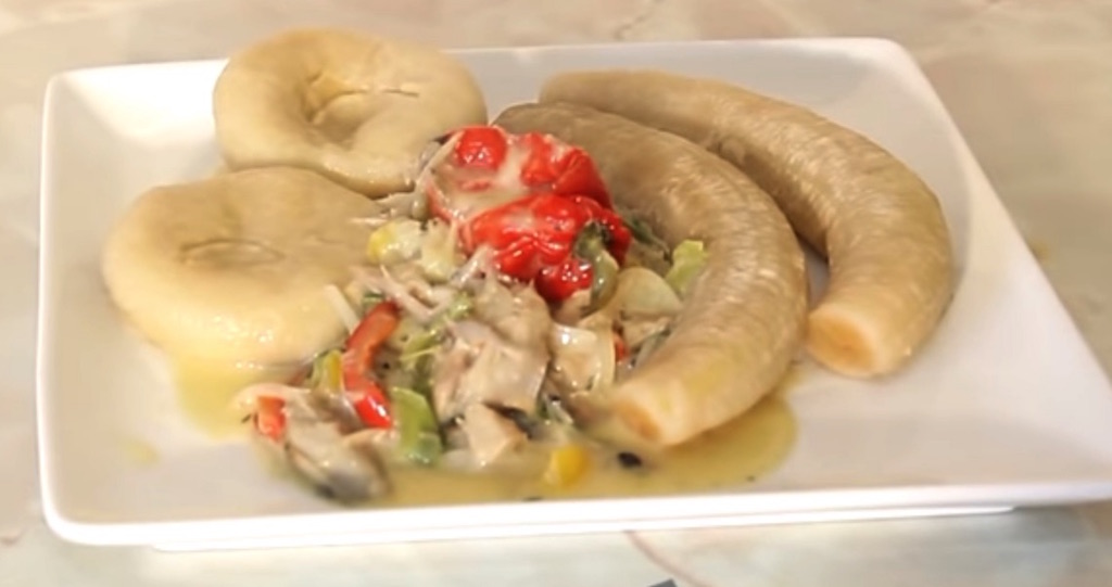 Jamaican Food Dishes, Desserts, & Drinks to Eat from Jamaica