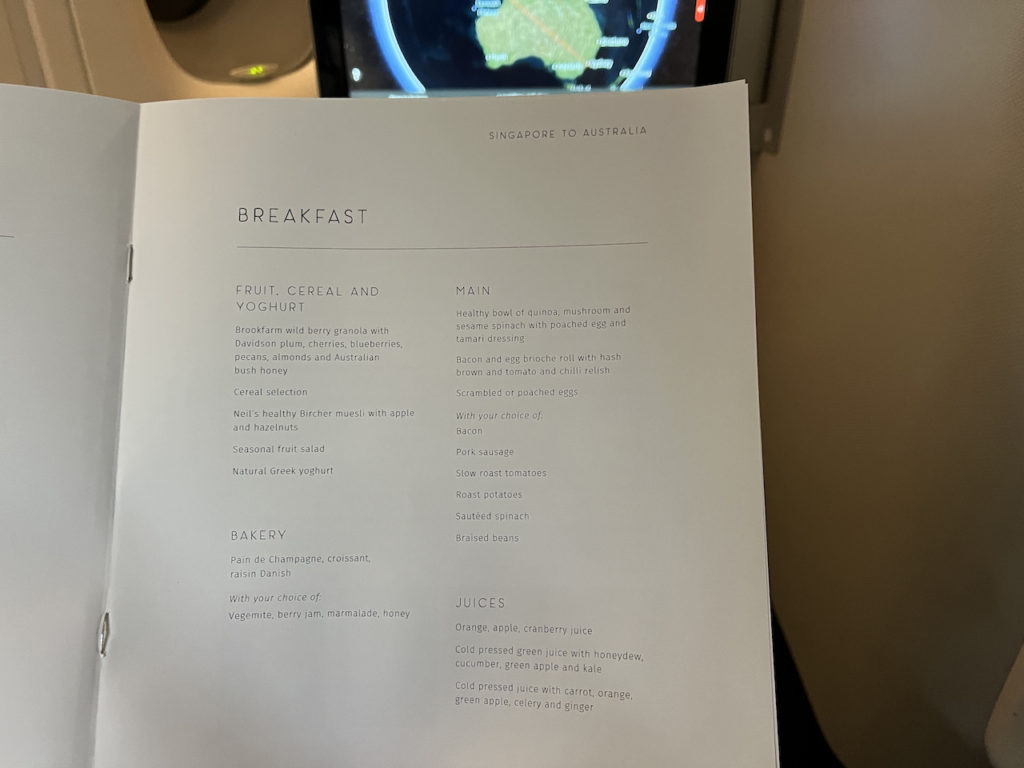 Review Qantas First Class