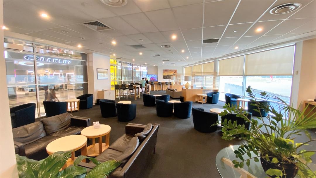 Review Rex Lounge, Sydney Airport pointsHq