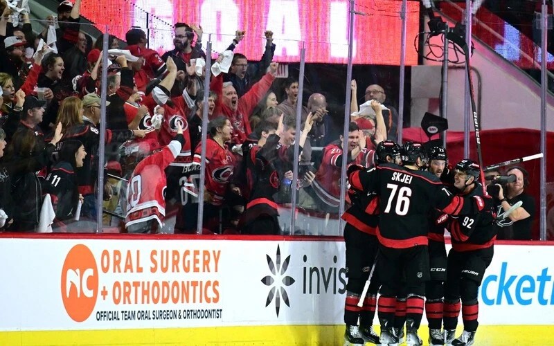 Islanders vs Hurricanes Preview 'Canes Take Command