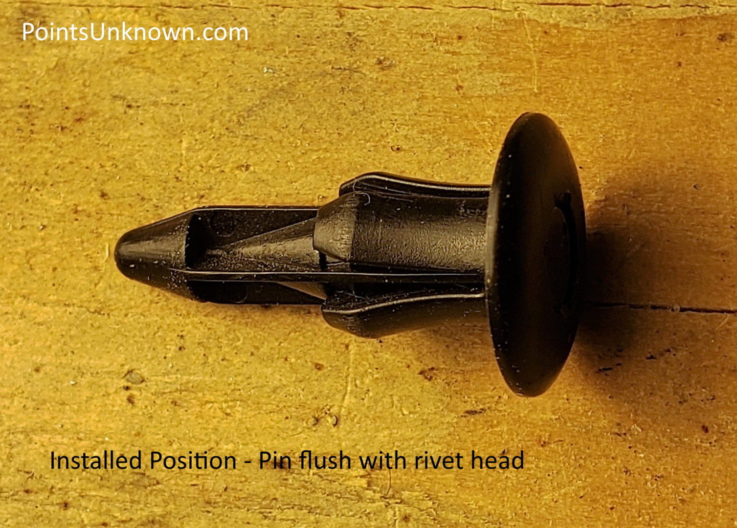 Installing and Removing Plastic Fairing Clips (Pop Rivets, Push Pins