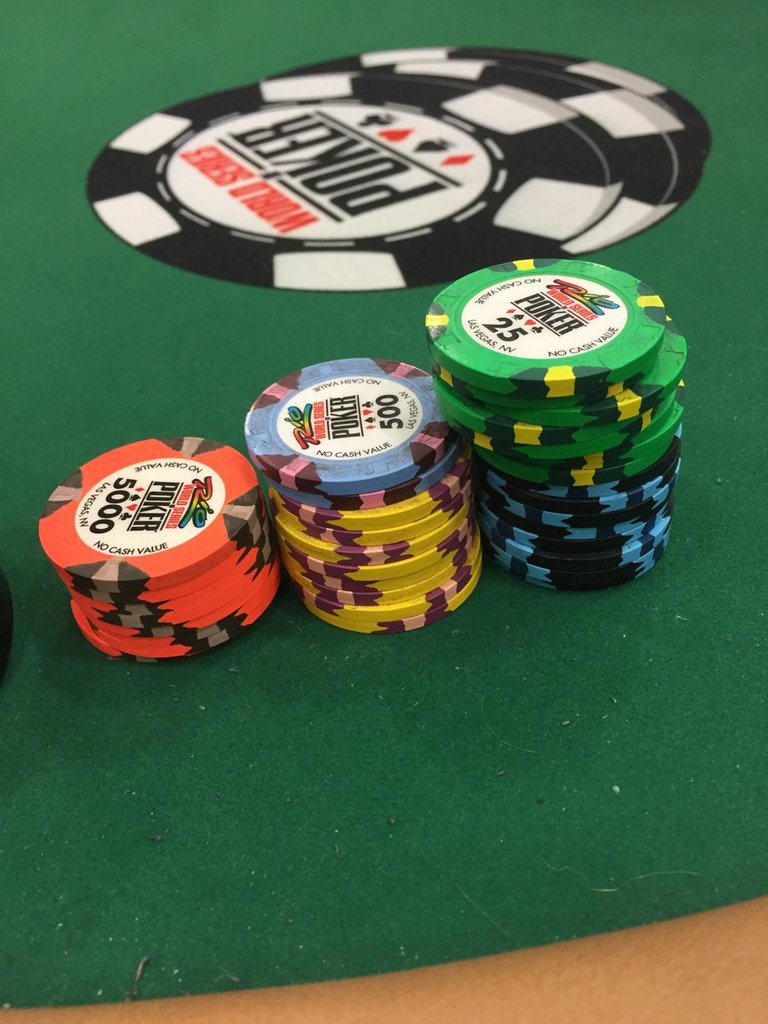 How To Stack Poker Chips In A Tournament