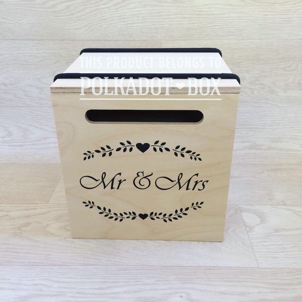 Mr & Mrs Envelope Gift Box for your wedding cards South