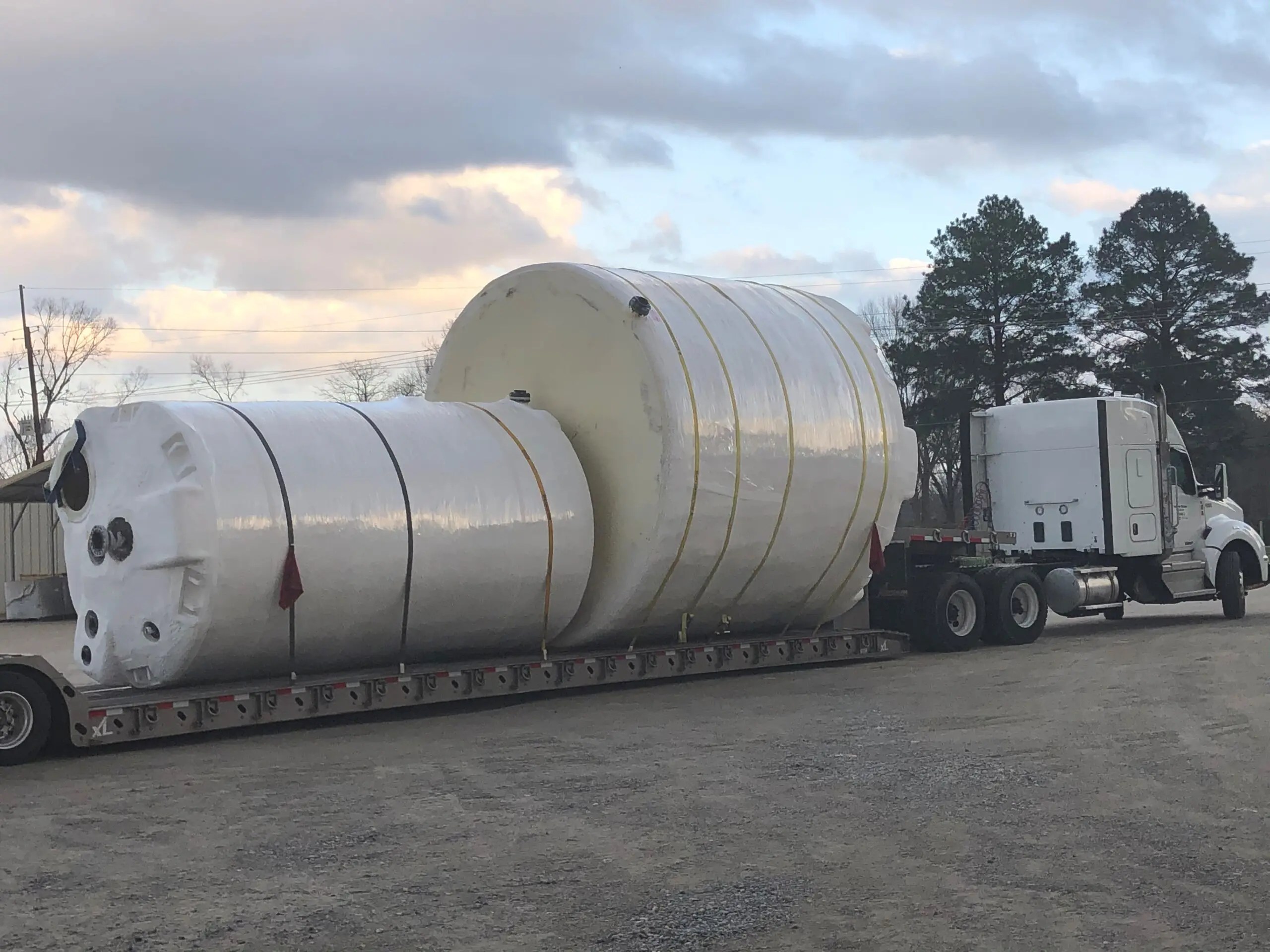 Delivery of Polyethylene Chemical Storage Tanks Poly Processing
