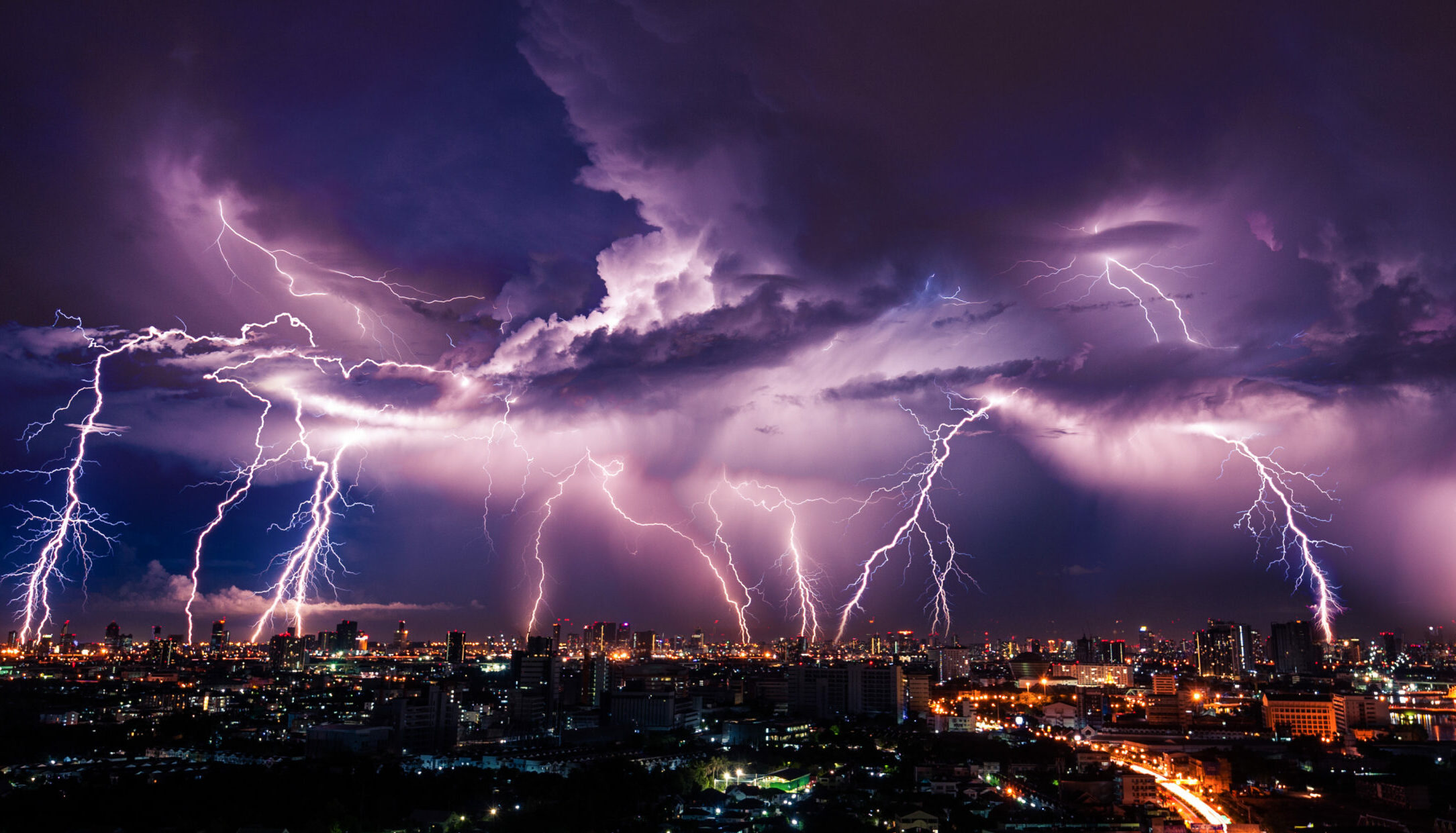 The Lightning Rod project a laser beam to control lightning
