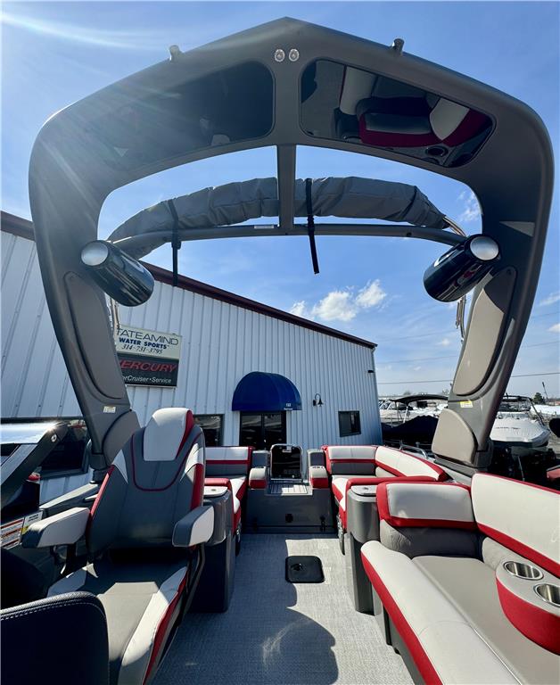 2023 Avalon Waketoon 23’ QL w/ Mercury 350HP 6.2L V8 I/O & Waketoon