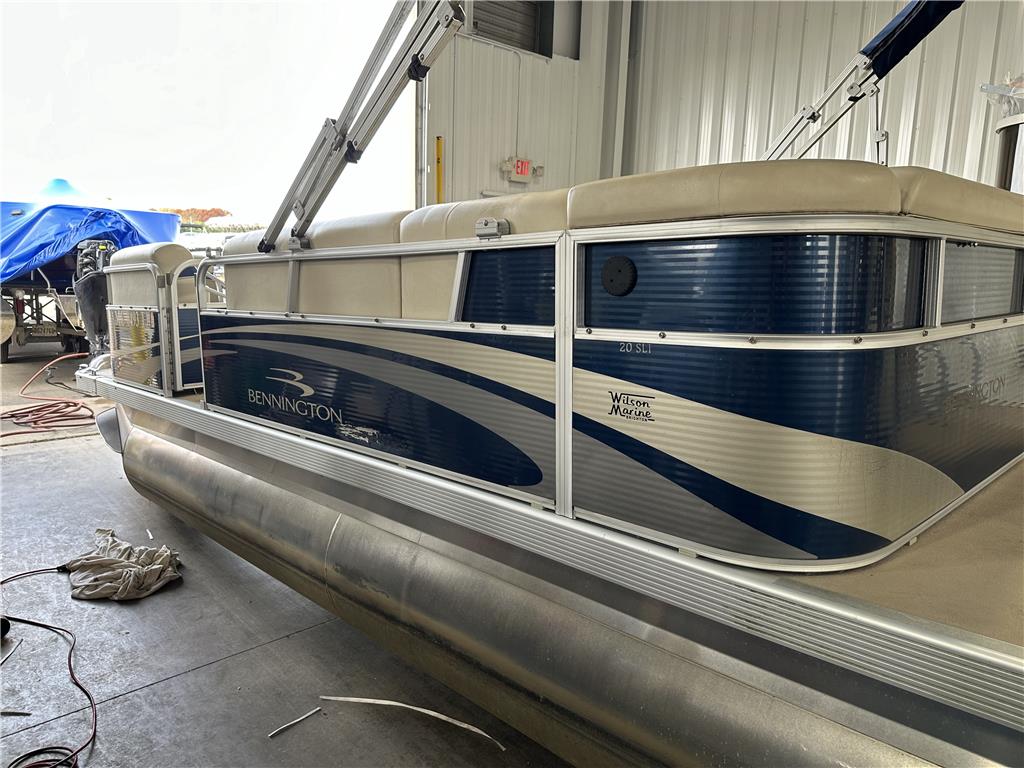 2011 Bennington 20 SLi For Sale in Brighton MI