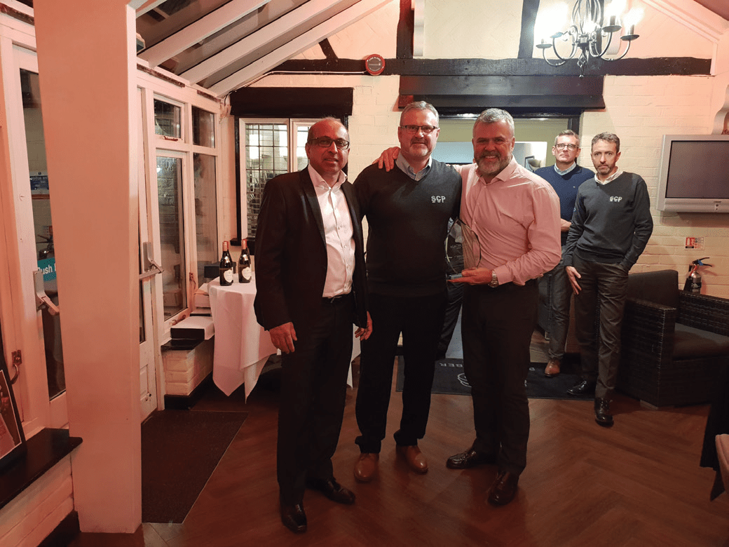 Dealers Making A Splash Pool and Spa Scene