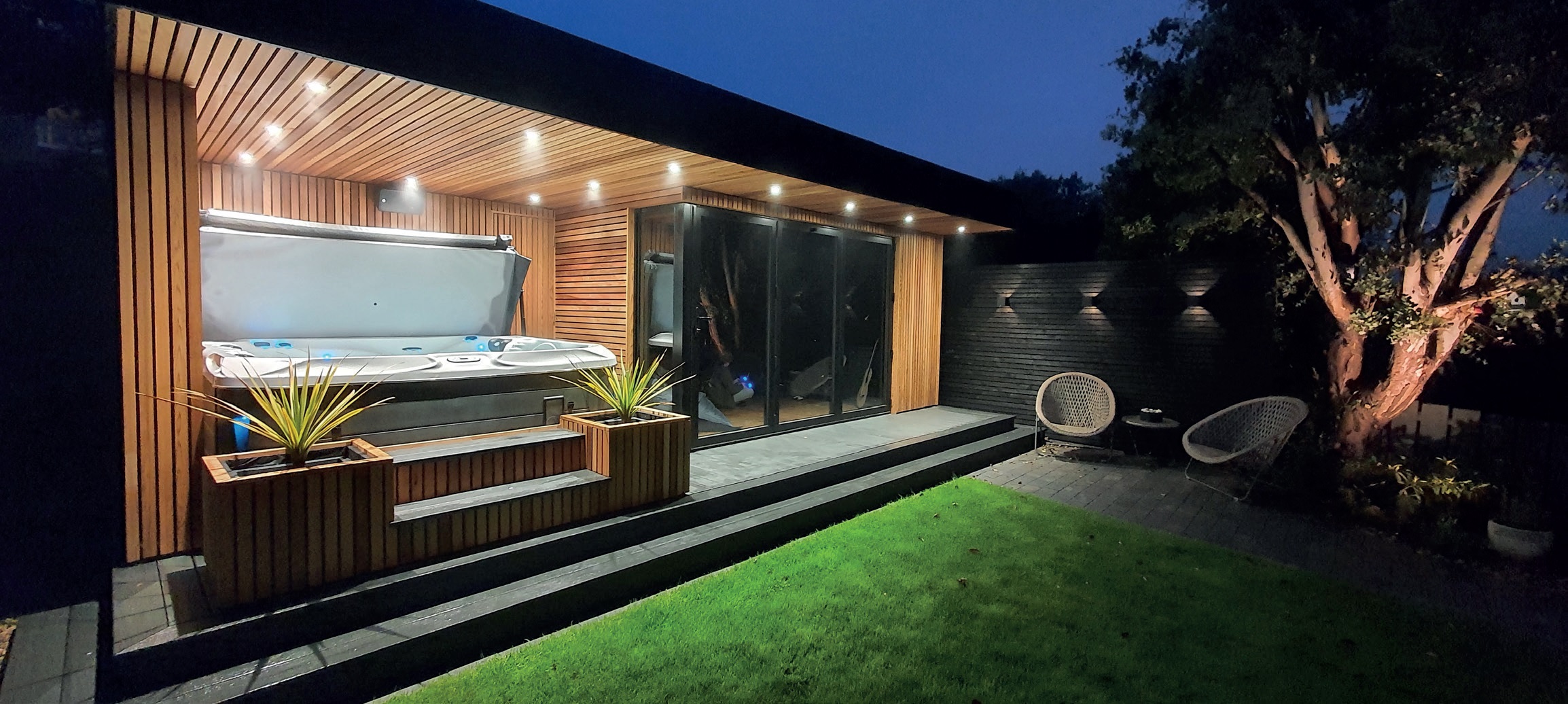 Passion Spas Pool and Spa Scene