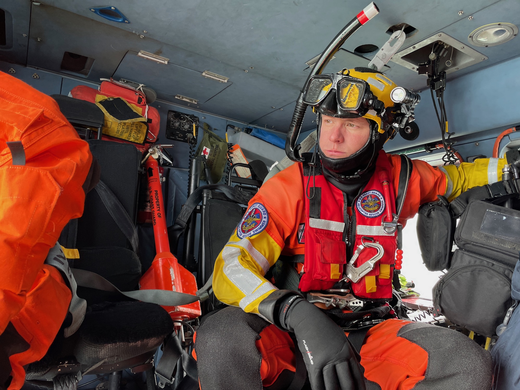 Inside a dramatic Coast Guard rescue training mission Popular Science