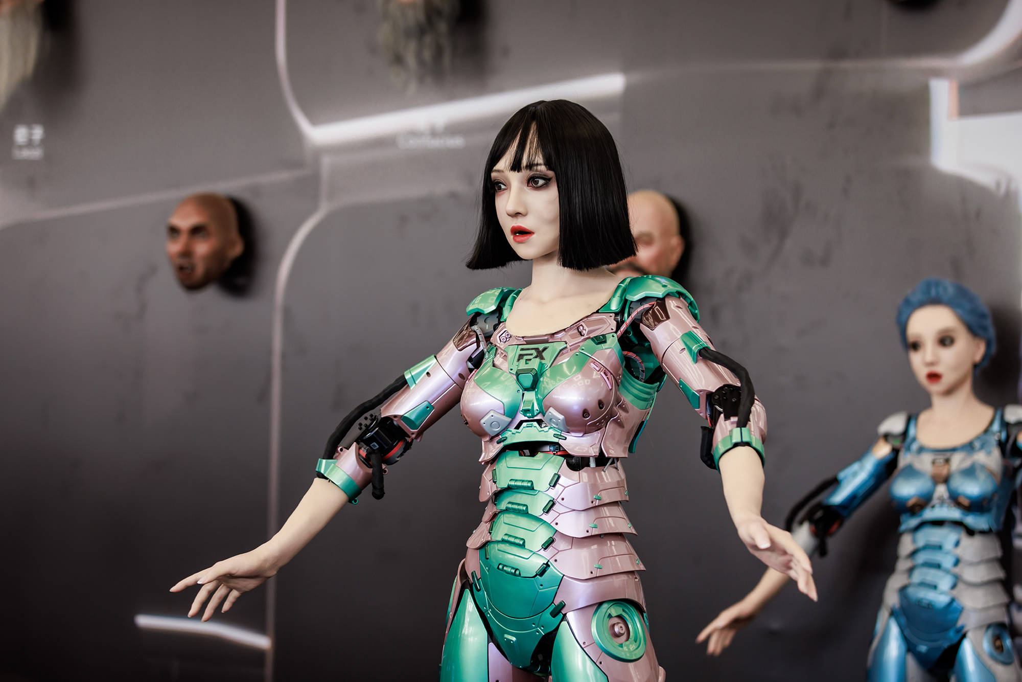 The coolest and strangest robots from the World Robot Conference