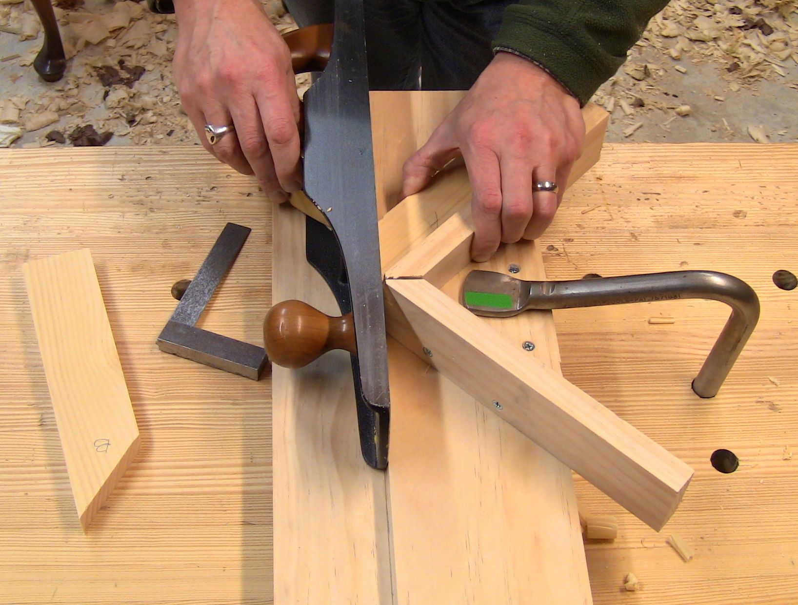 Beyond the Vise Miter Shooting Board Popular Woodworking Magazine