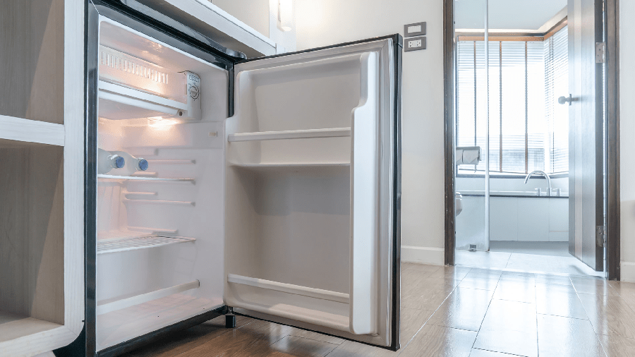 Top Six Benefits of Buying a Mini Fridge Population Go