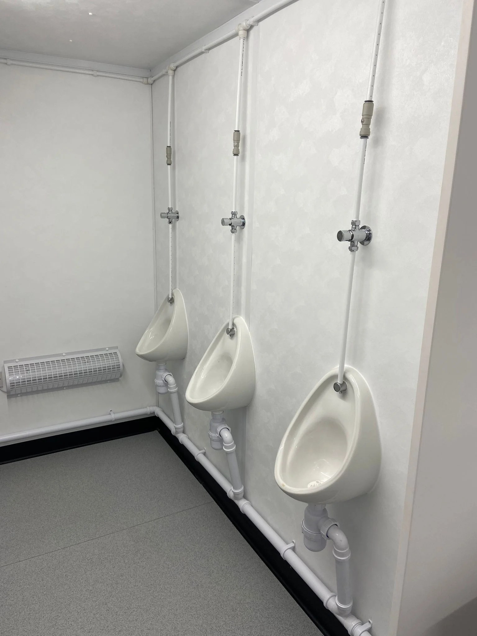 5+1 Steel Site Toilets for Sale in the UK Portable Space