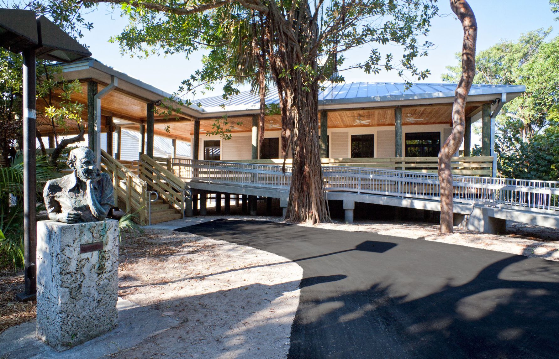 MacArthur Beach State Park Pew Family Natural Science Education