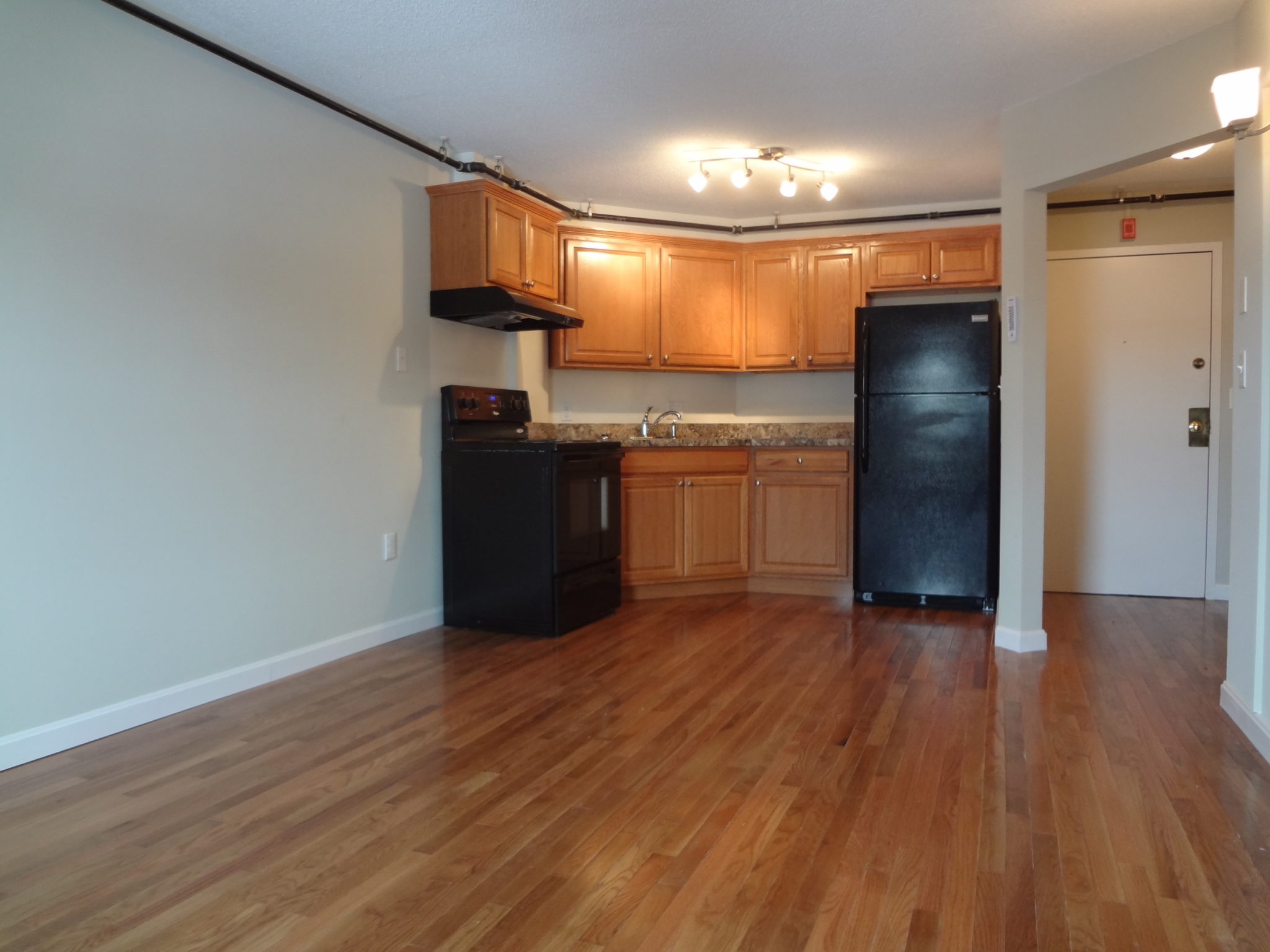 341 Cumberland Avenue Apartment 14 Portland Portland, Maine