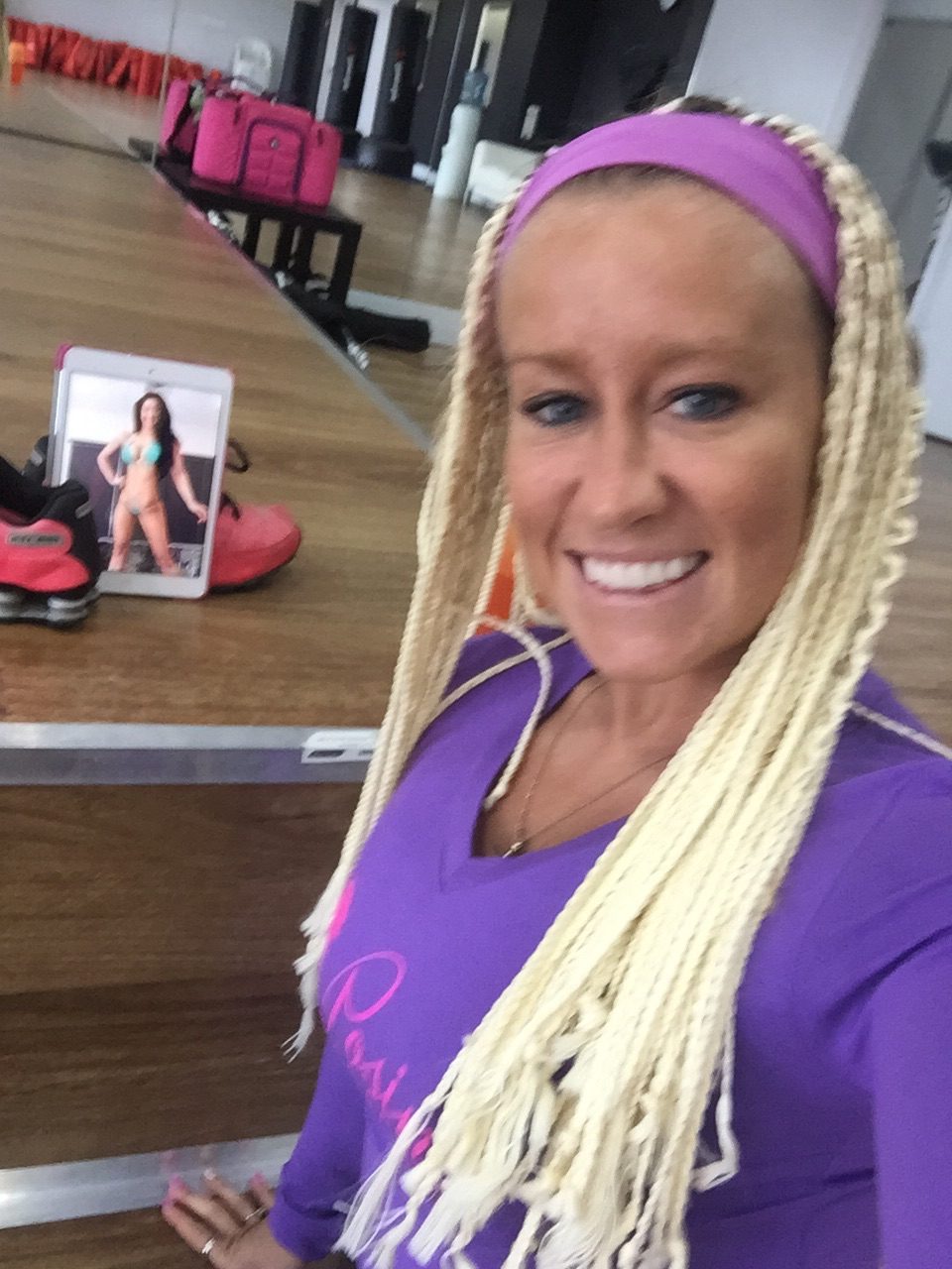 Online Skype bikini fitness model posing coach Melbourne Posing Coach