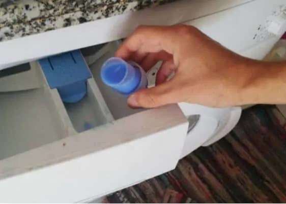 Come disinfettare i vestiti in lavatrice in 5 semplici consigli