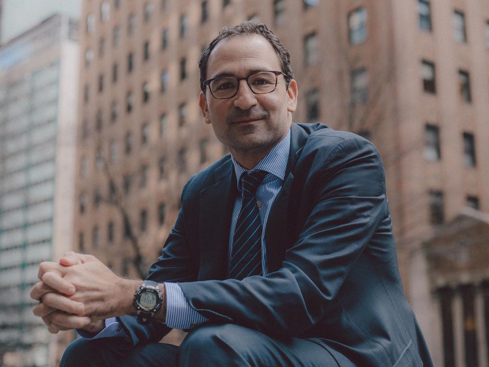 10 Highest Paid CEOs In The World And The Amount They Earn Every Year